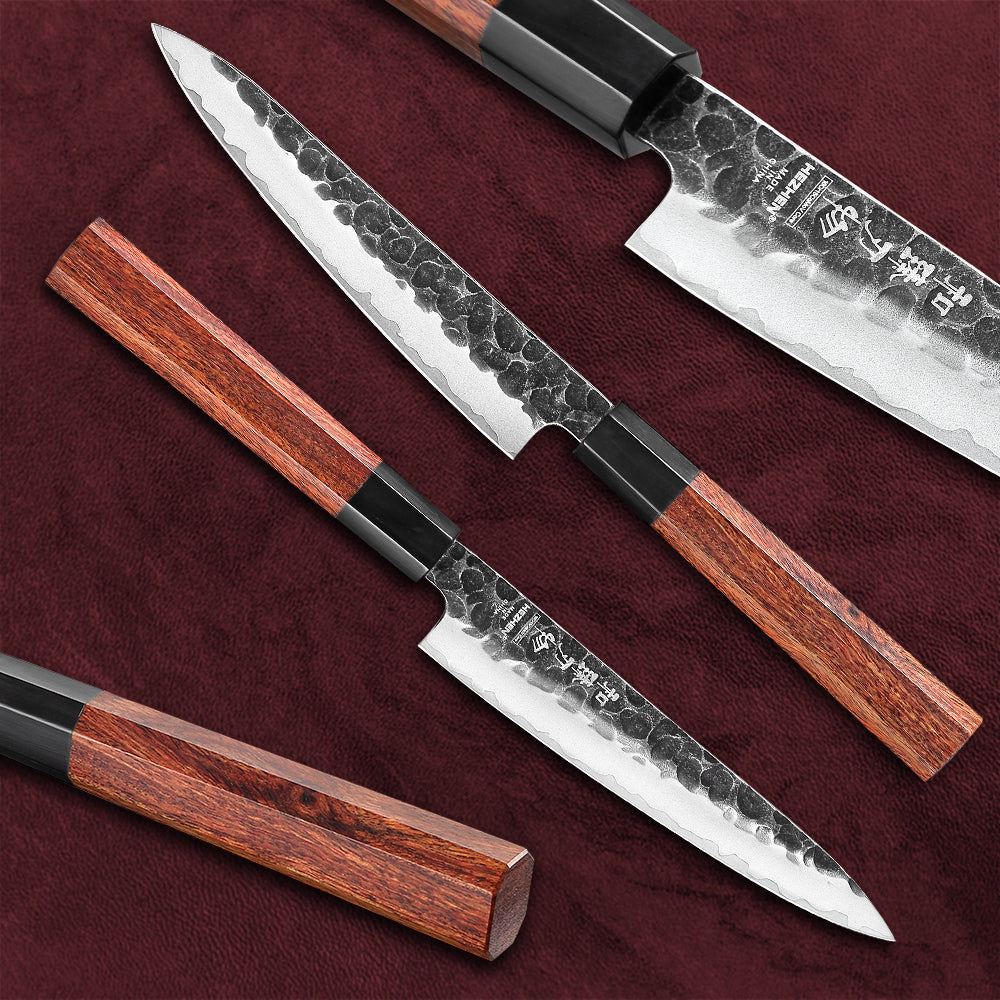 Ensemble de quatre couteaux santoku en acier