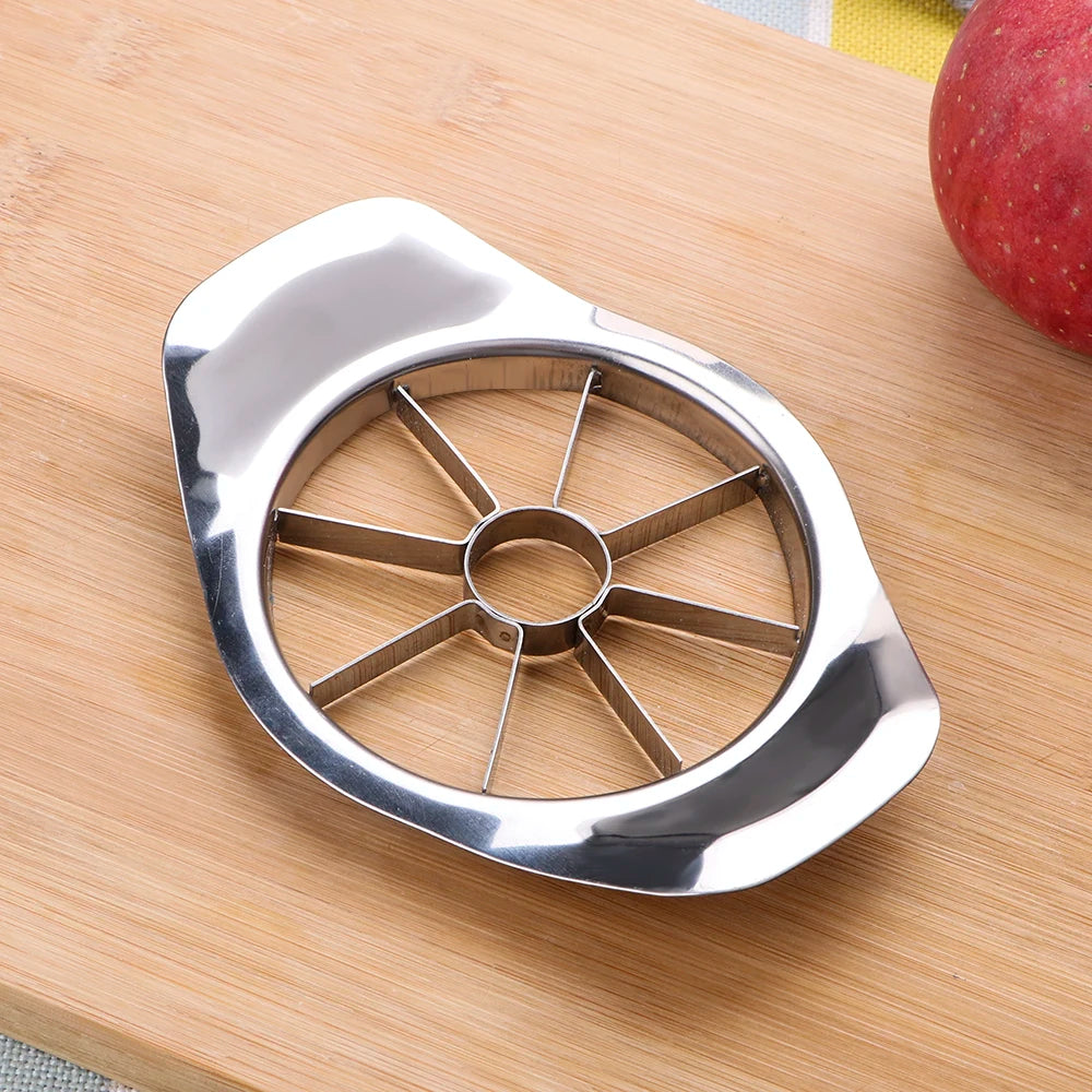 Coupe Pomme Compact en Acier Inoxydable sur une table